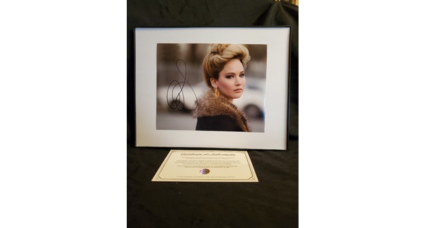 Big image jennifer lawrence autographed certified 